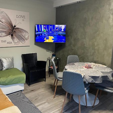 Noemi89 Apartman Сиофок Екстериор снимка