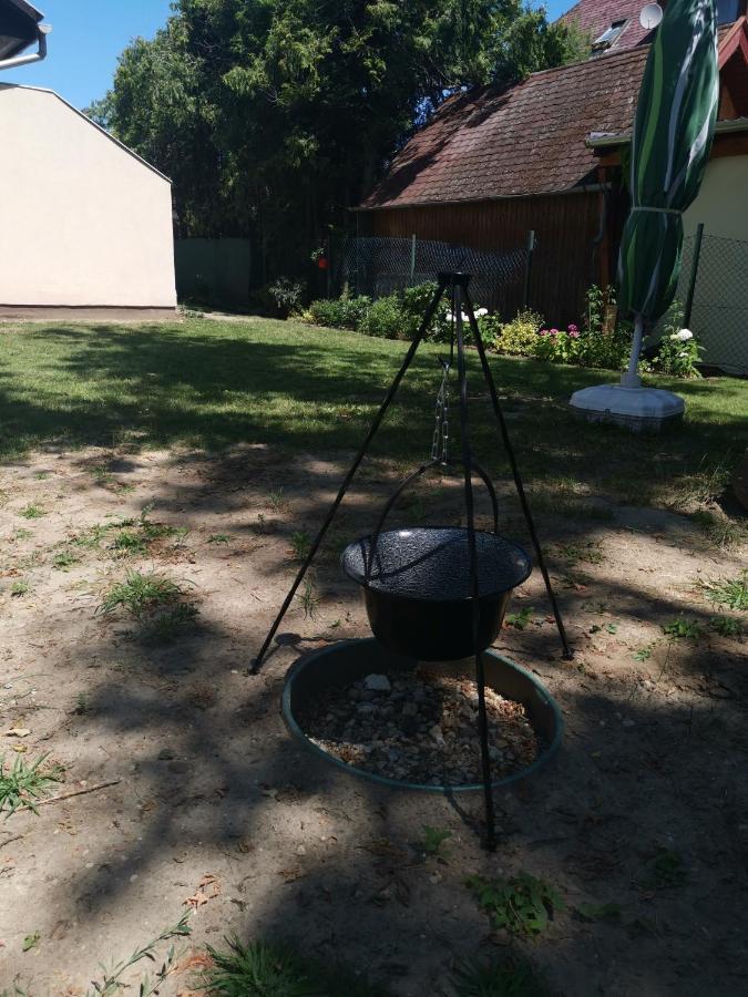 Noemi89 Apartman Сиофок Екстериор снимка
